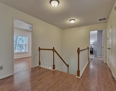 71 Breezy Point Place - Photo Thumbnail 23
