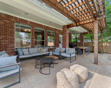 82 W Arbor Camp Circle - Photo Thumbnail 31