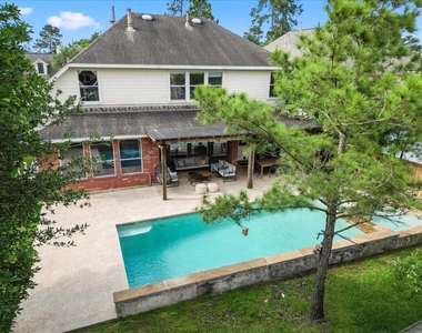 82 W Arbor Camp Circle - Photo Thumbnail 2