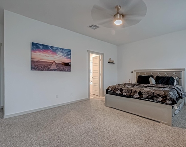 6850 Amber Cliff Lane - Photo Thumbnail 37