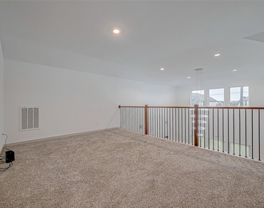 6850 Amber Cliff Lane - Photo Thumbnail 46