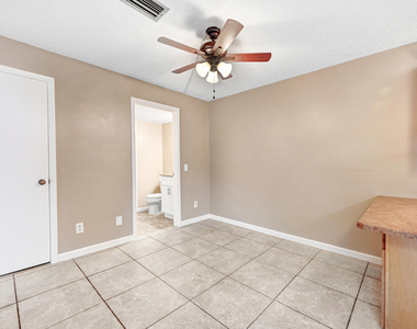 2111 Vista Oaks Circle Ne - Photo Thumbnail 16