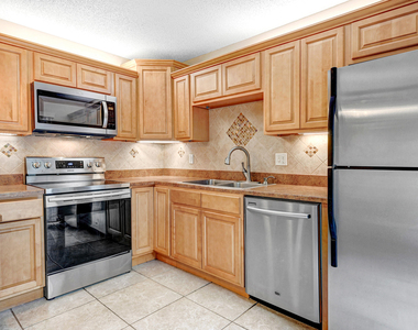 2111 Vista Oaks Circle Ne - Photo Thumbnail 13