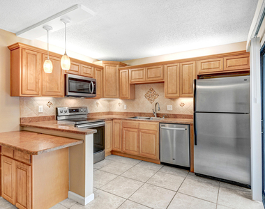 2111 Vista Oaks Circle Ne - Photo Thumbnail 11