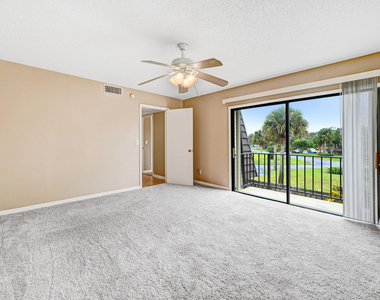 2111 Vista Oaks Circle Ne - Photo Thumbnail 24