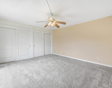 2111 Vista Oaks Circle Ne - Photo Thumbnail 25