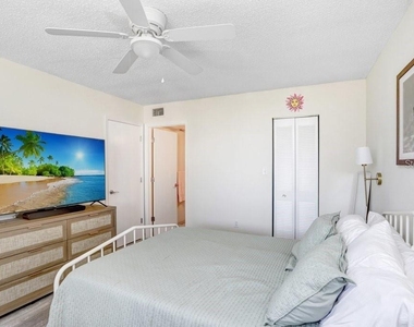 2424 W Tampa Bay Boulevard - Photo Thumbnail 8