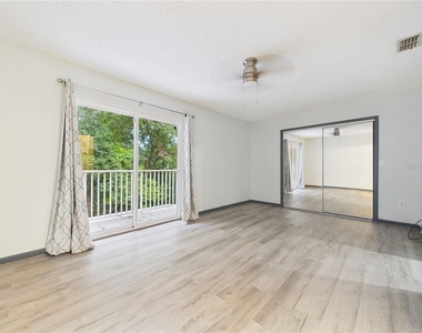 11239 Cedar Hollow Lane - Photo Thumbnail 17