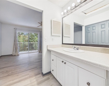 11239 Cedar Hollow Lane - Photo Thumbnail 28
