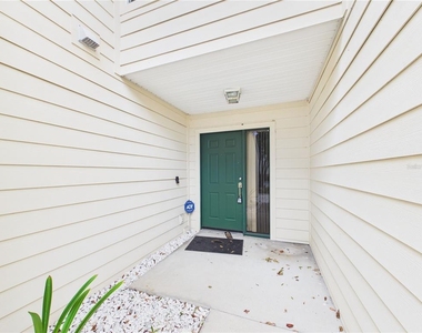 11239 Cedar Hollow Lane - Photo Thumbnail 3