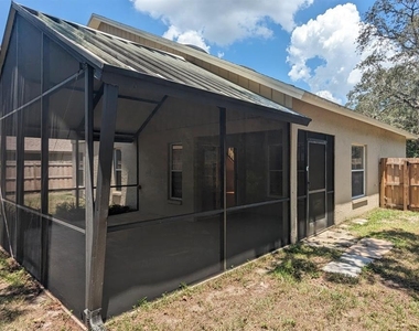 4029 Quail Briar Drive - Photo Thumbnail 2