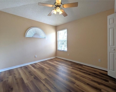 4029 Quail Briar Drive - Photo Thumbnail 14