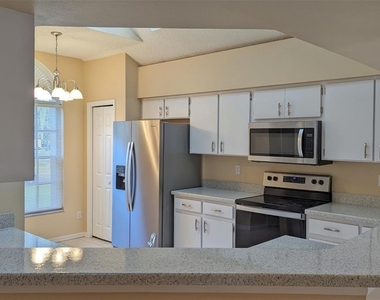 4029 Quail Briar Drive - Photo Thumbnail 8