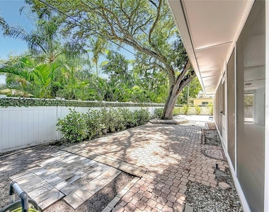 8270 30th Avenue N - Photo Thumbnail 51
