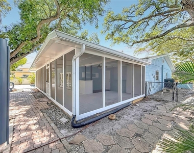 8270 30th Avenue N - Photo Thumbnail 52