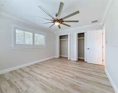8270 30th Avenue N - Photo Thumbnail 43