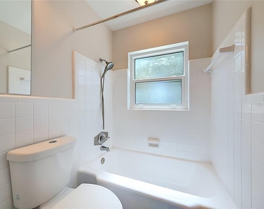 8270 30th Avenue N - Photo Thumbnail 45