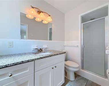 8270 30th Avenue N - Photo Thumbnail 37