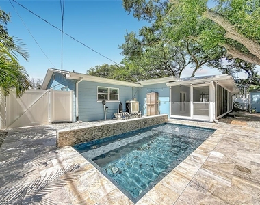 8270 30th Avenue N - Photo Thumbnail 54