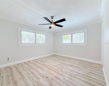 8270 30th Avenue N - Photo Thumbnail 33