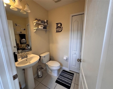 2232 Colville Chase Drive - Photo Thumbnail 6