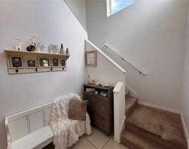 2232 Colville Chase Drive - Photo Thumbnail 3