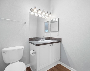2249 Portofino Place - Photo Thumbnail 8