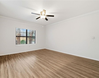 2249 Portofino Place - Photo Thumbnail 2