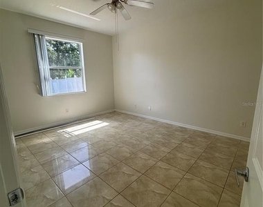10510 Beneva Drive - Photo Thumbnail 4