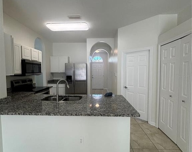 10510 Beneva Drive - Photo Thumbnail 11
