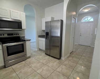 10510 Beneva Drive - Photo Thumbnail 14