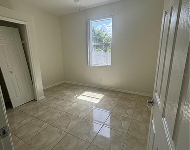 10510 Beneva Drive - Photo Thumbnail 19