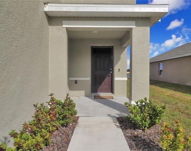 5546 Logan Cave Avenue - Photo Thumbnail 3
