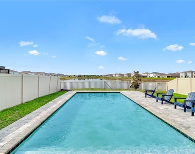 5546 Logan Cave Avenue - Photo Thumbnail 21