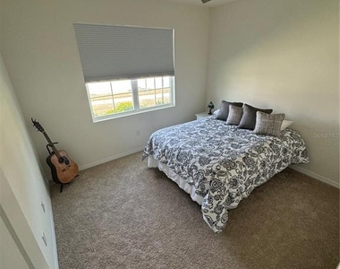 13324 Waterleaf Garden Circle - Photo Thumbnail 17