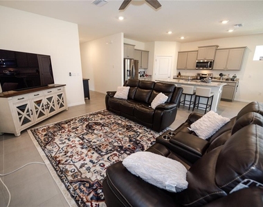 13324 Waterleaf Garden Circle - Photo Thumbnail 5