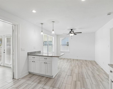 8125 Bayshore Drive - Photo Thumbnail 25