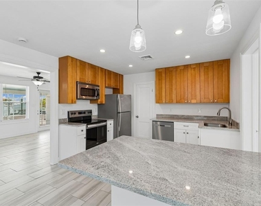 8125 Bayshore Drive - Photo Thumbnail 28