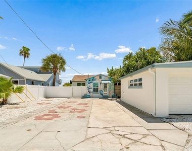 8125 Bayshore Drive - Photo Thumbnail 10