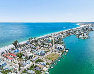 8125 Bayshore Drive - Photo Thumbnail 33