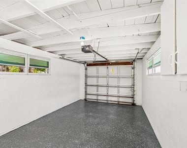 8125 Bayshore Drive - Photo Thumbnail 12