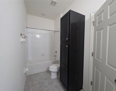 17545 Buckingham Garden Drive - Photo Thumbnail 16