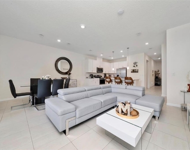 4450 Small Creek Road - Photo Thumbnail 10