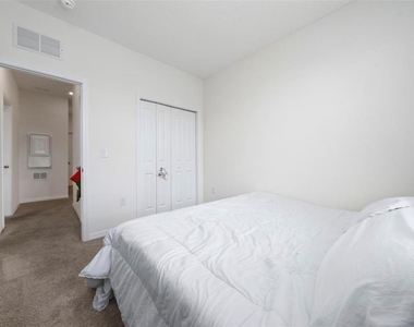 4450 Small Creek Road - Photo Thumbnail 17