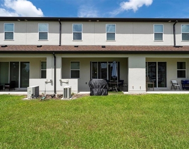 4450 Small Creek Road - Photo Thumbnail 18