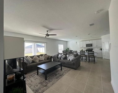 5656 Costa Blanca Way - Photo Thumbnail 6