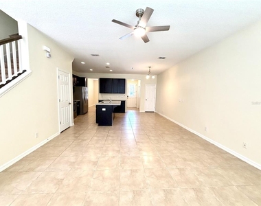 8568 Dufferin Lane - Photo Thumbnail 4