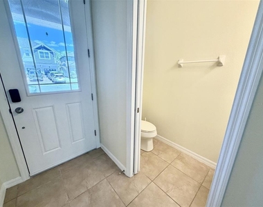 8568 Dufferin Lane - Photo Thumbnail 2