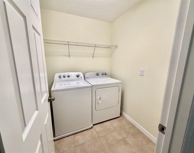 8568 Dufferin Lane - Photo Thumbnail 14