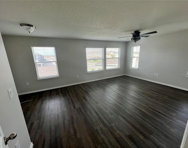 8176 Wood Sage Drive - Photo Thumbnail 11